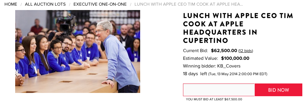 ¿Quieres cenar con Tim Cook? Vete preparando 100.000 dólares…