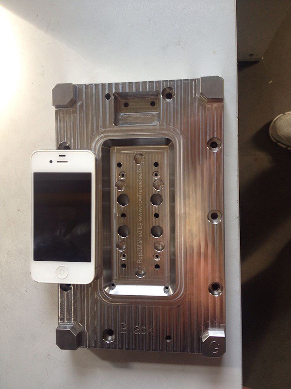 Más fotos de los moldes de fabricación del iPhone 6 confirman la pantalla de 4,7 pulgadas