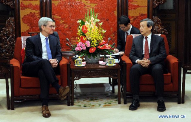 tim-cook-china