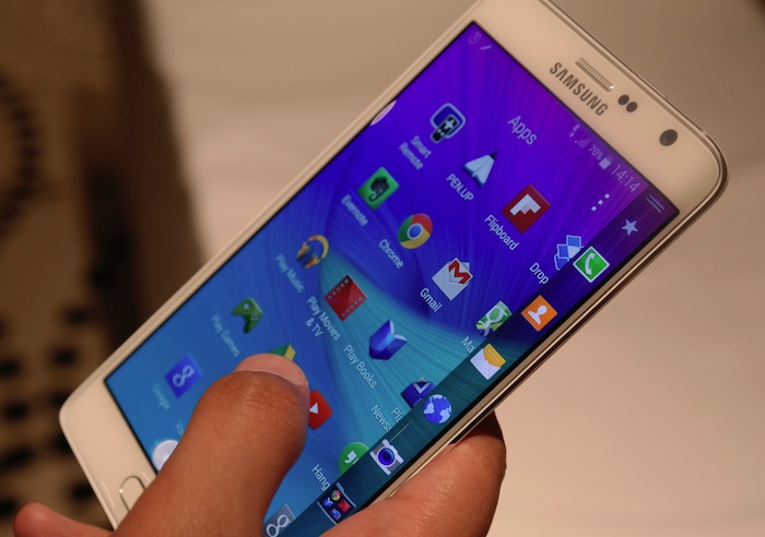 11 supuestas ventajas del Galaxy Note Edge respecto del iPhone 6 Plus