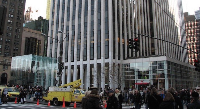 La Apple Store de la Quinta Avenida cierra temporalmente por reformas