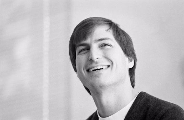 Tim Cook homenajea a Steve Jobs en el cuarto aniversario de su muerte