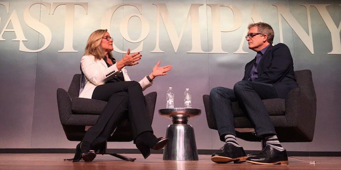 Angela Ahrendts dice que en Apple ya no hay Black Friday porque es bueno para los empleados y para el negocio