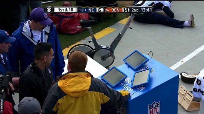 Las Microsoft Surface de la NFL fallan otra vez en mitad de partido de los playoffs de la Super Bowl