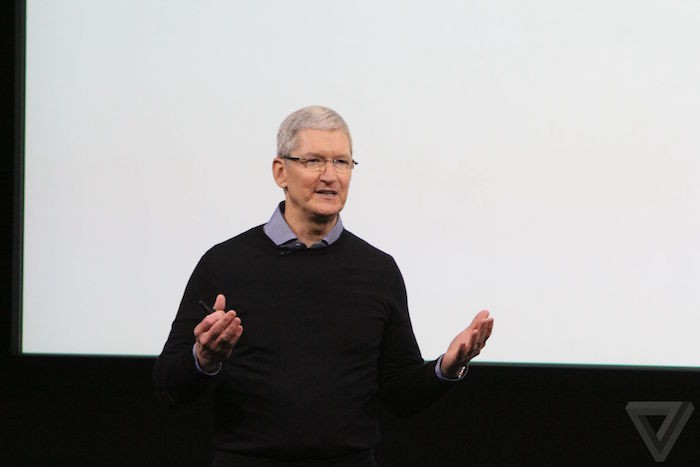 Tim Cook manda un mensaje muy claro al FBI: Apple seguirá trabajando para proteger la privacidad de sus clientes