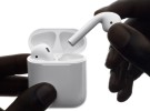 Apple ya está enviando los AirPods a los primeros compradores en la Apple Store Online