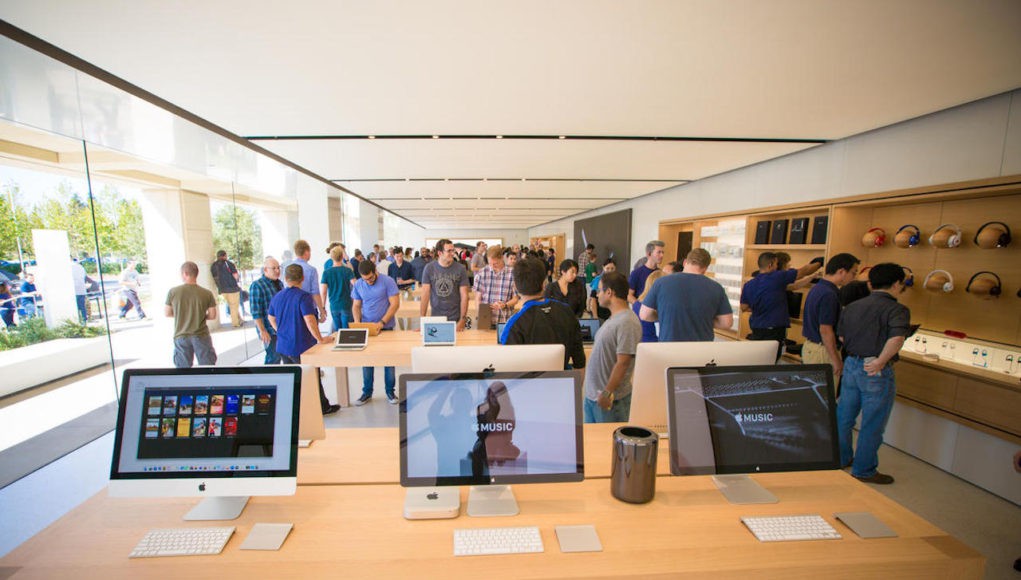 Roban iPhones por valor de 13.000 dólares en una Apple Store de Estados Unidos