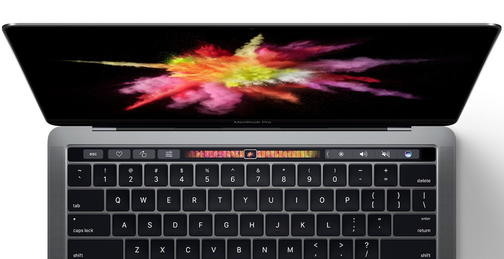 El MacBook Pro con Touch Bar estará en manos de los primeros compradores este mismo lunes