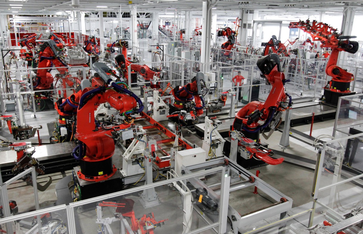 Foxconn quiere que en sus fábricas solo trabajen robots