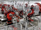 Foxconn quiere que en sus fábricas solo trabajen robots