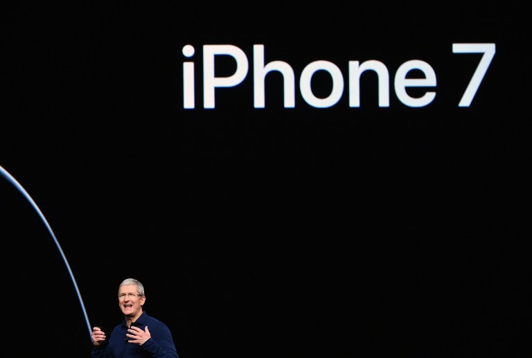 Tim Cook teme que los rumores del próximo iPhone afecten a las ventas de la generación actual