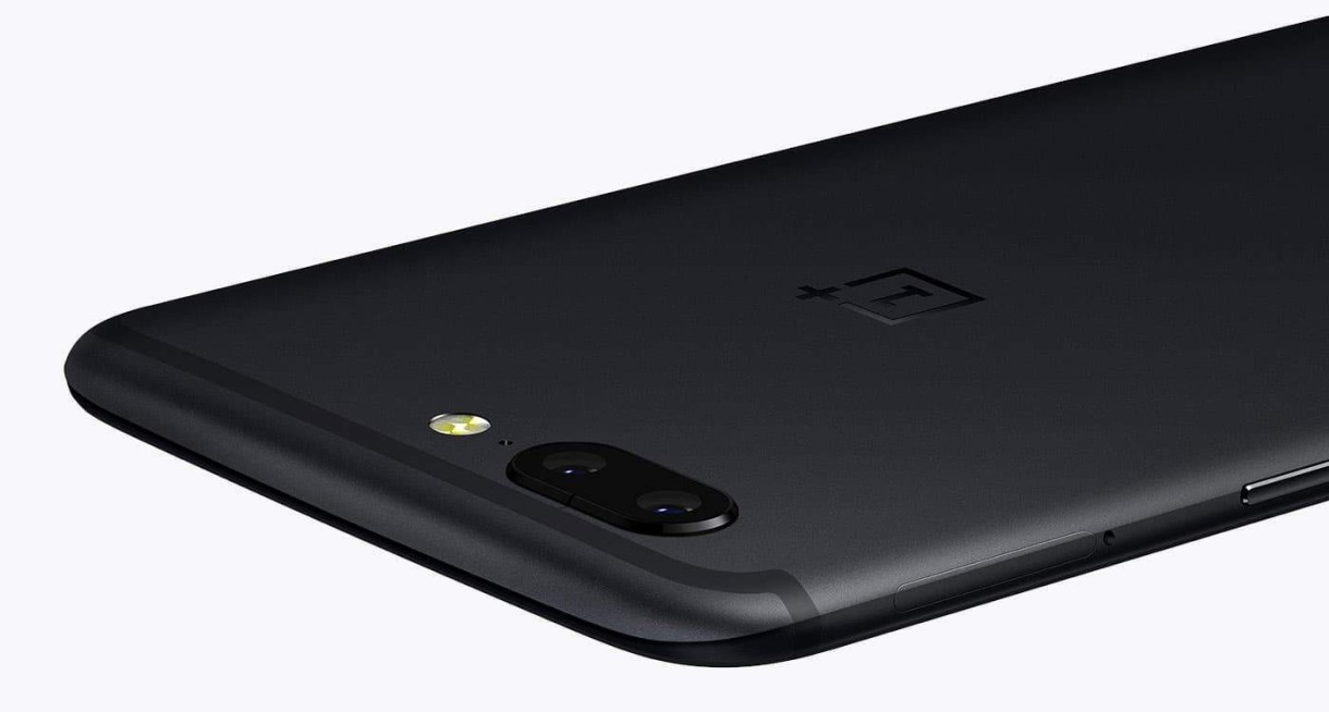 OnePlus pide calma tras las críticas recibidas por el parecido del OnePlus 5 con el iPhone 7 Plus