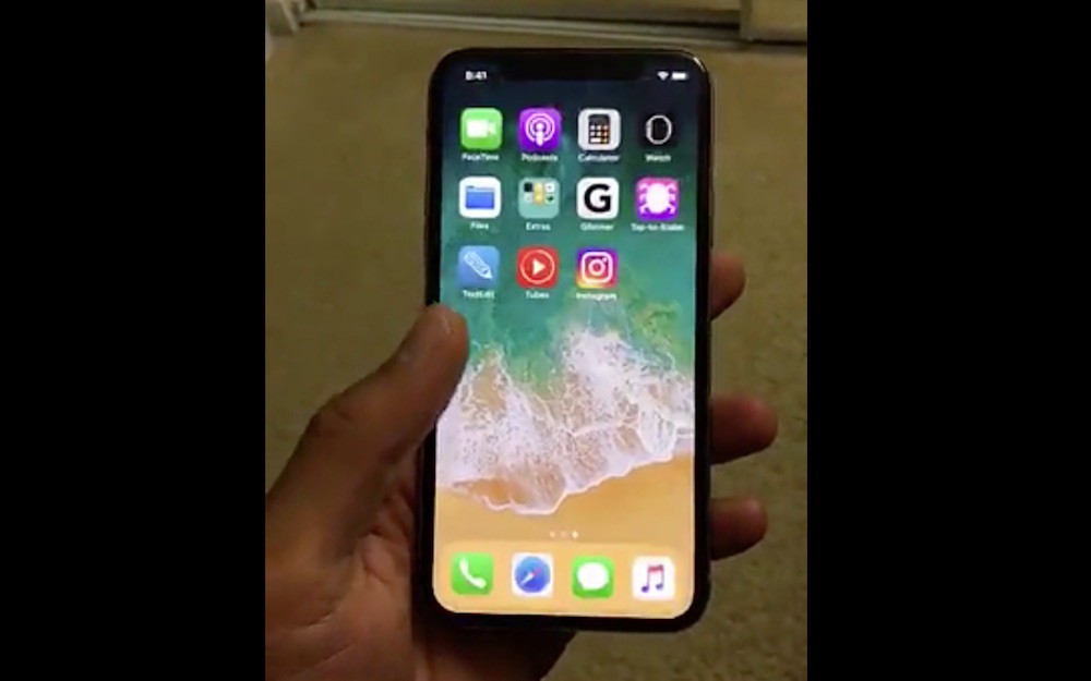 Aparece otro vídeo del iPhone X color plata en manos de un afortunado