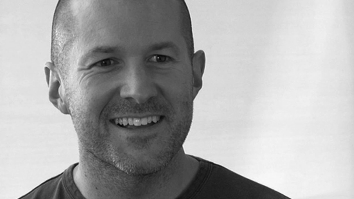 Jony Ive retoma el mando del equipo de diseño de Apple