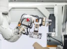 Daisy, el nuevo robot que desmonta los iPhone para recuperar materiales de valor