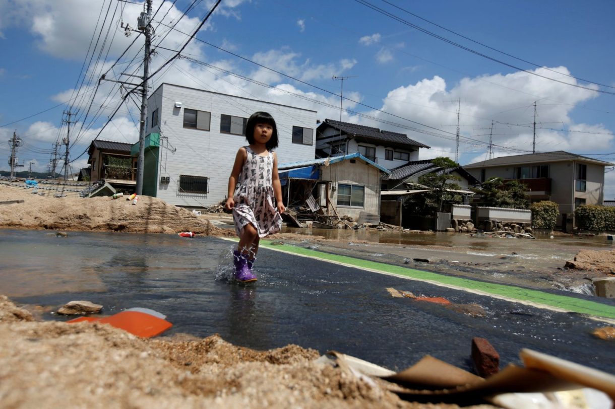 Apple reparará gratuitamente los dispositivos dañados por las inundaciones en Japón