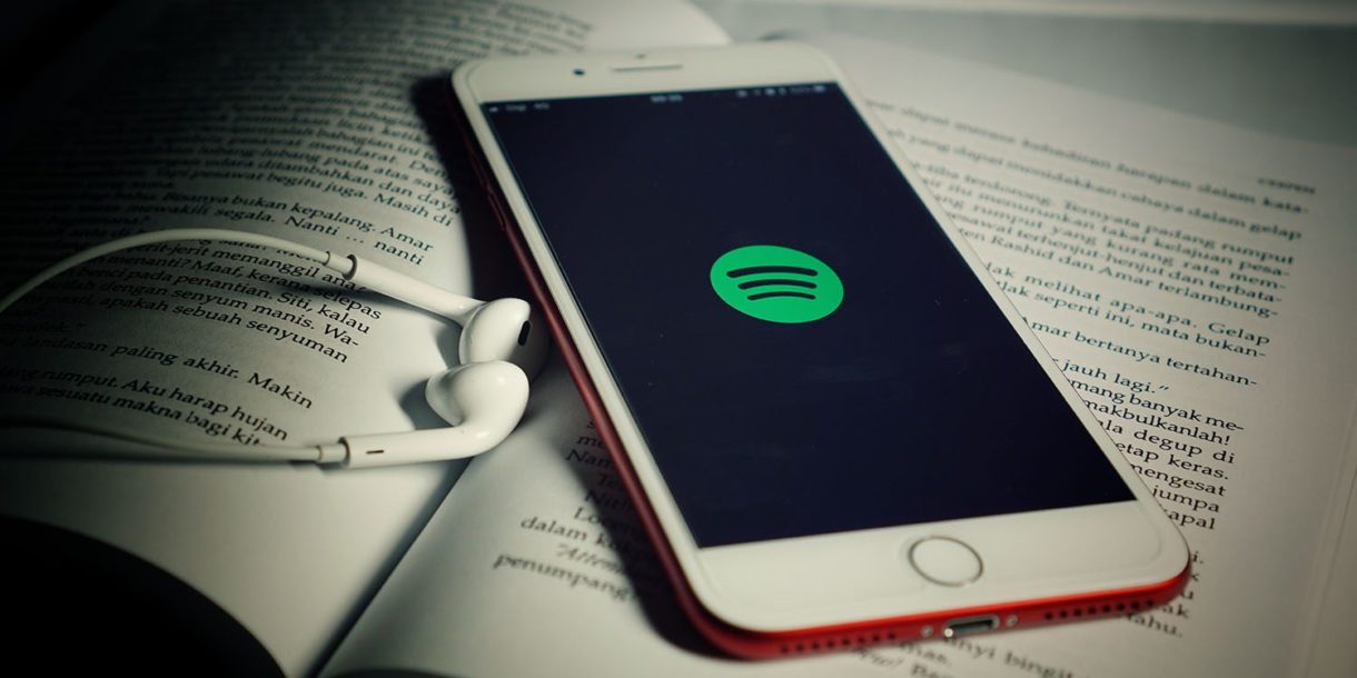 Apple responde a Spotify: «Quieren todas las ventajas de la App Store sin pagar por ellas»