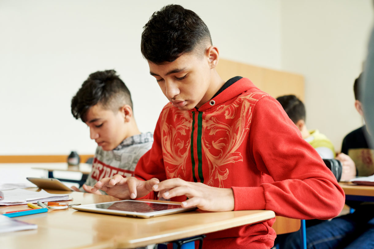 Como el iPad puede ser la herramienta perfecta para la escolarización de los niños inmigrantes