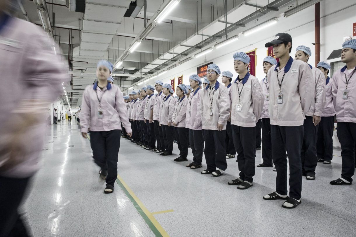 Las violaciones a los derechos de los trabajadores podría suponer el fin del contrato de fabricación del iPhone en China