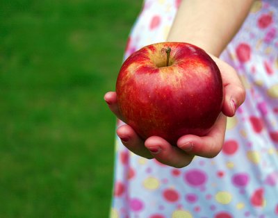 Alimentos sanos para evitar la caries infantil