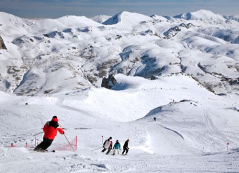 Disfrutar de la nieve de Asturias con los niños