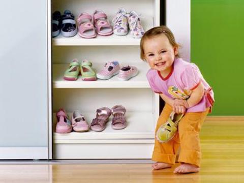 Los primeros zapatos para empezar a andar