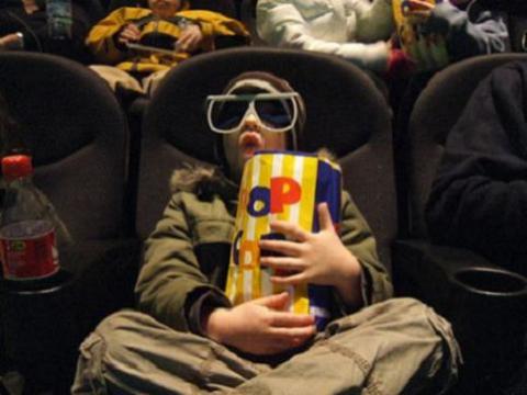 Si se marea en el cine en 3D, llévale al oftalmólogo