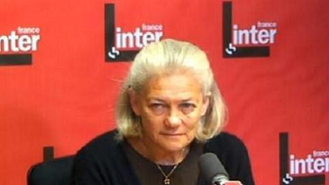 Elisabeth Badinter protesta por la idea actual de la maternidad (I)