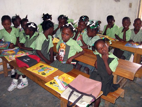 El lunes los niños haitianos vuelven al cole