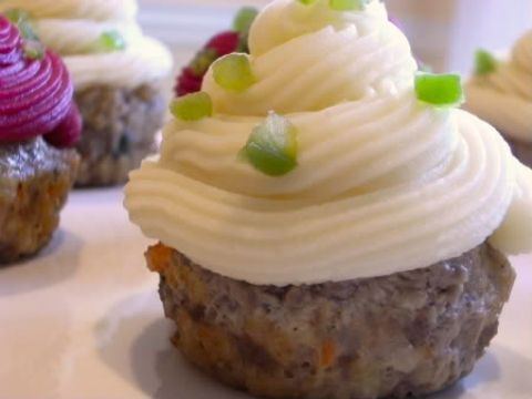 Receta para niños: Cupcakes con albóndigas y puré de patatas