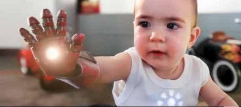 Iron Baby causa furor en internet