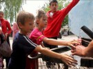 Unicef denuncia que la crisis ha relegado a los niños al olvido
