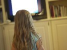Un gran número de menores de 10 años ve la tele fuera del horario protegido