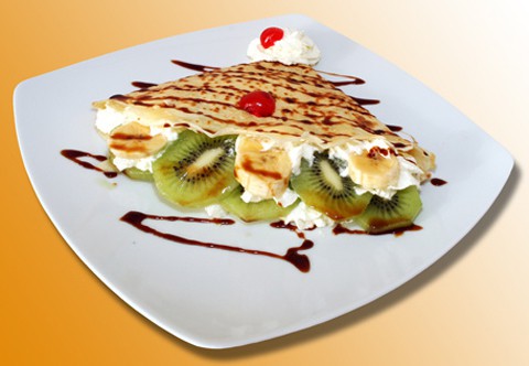 Crepes con frutas para la merienda o la cena