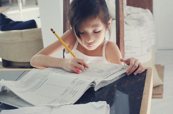 Los niños curiosos son mejores estudiantes