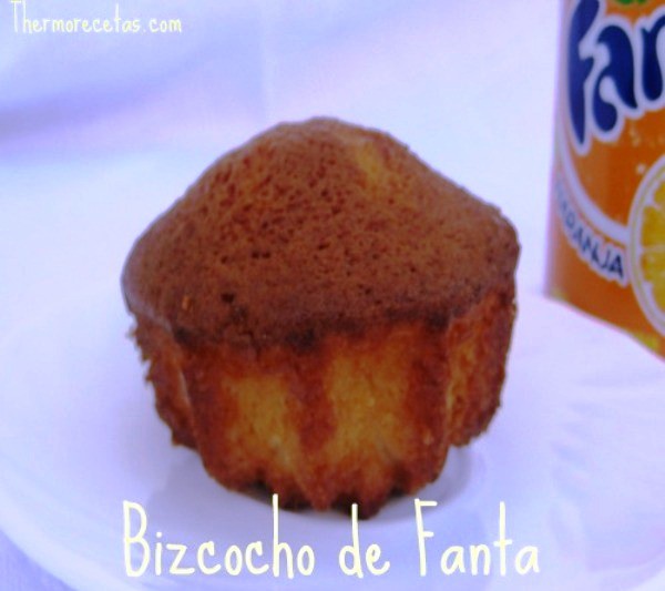 Receta para niños: Bizcocho con fanta de naranja