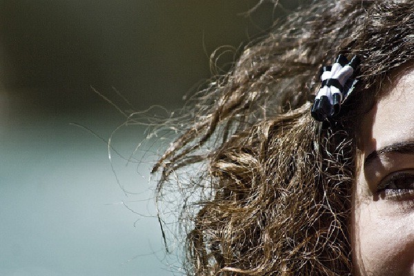 Remedios caseros para disminuir la caída de cabello tras el parto