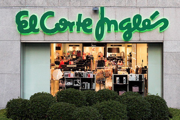 Las familias numerosas tendrán un 10 por ciento de descuento en ropa infantil en el Corte Inglés