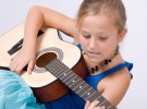 Los beneficios de estudiar música en la niñez