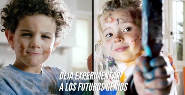 Los padres animan a sus hijos a experimentar para estar mejor preparados para el futuro