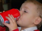 El exceso de refrescos causa agresividad en los niños