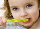 Un 10 por ciento de los niños sigue sin limpiarse los dientes