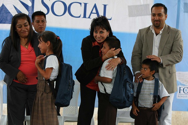 Para evitar el peso de las mochilas aconsejan el uso de ordenadores