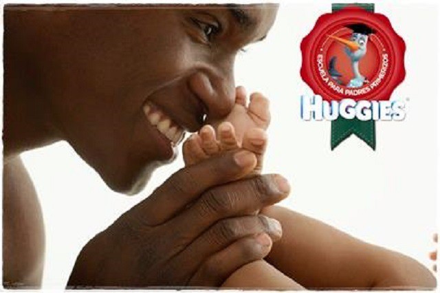 Escuela Huggies para papás embarazados 