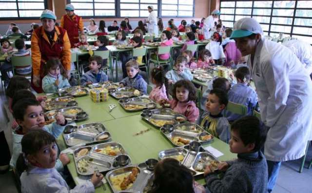 Los menús escolares de Asturias y Canarias los más baratos de España