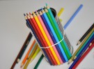 Ideas para el Día de la Madre: florero con lápices de colores