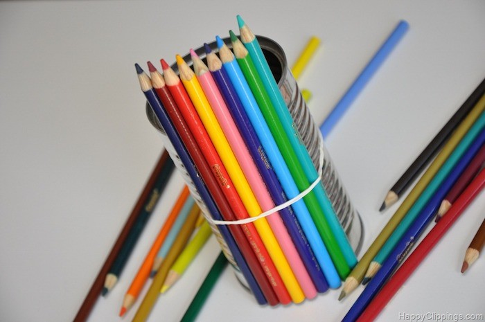 Ideas para el Día de la Madre: florero con lápices de colores