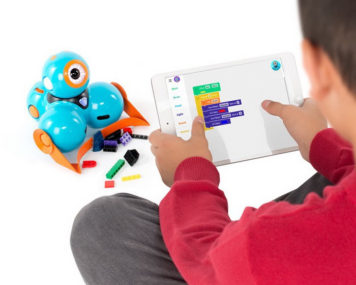 Dash&Dot, los robots que les quitarás a tus hijos