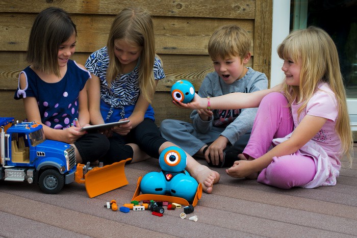 Dash&Dot, los robots que les quitarás a tus hijos