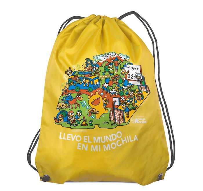 Compra «la mochila que lleva buenas noticias» y ayudarás a niños necesitados